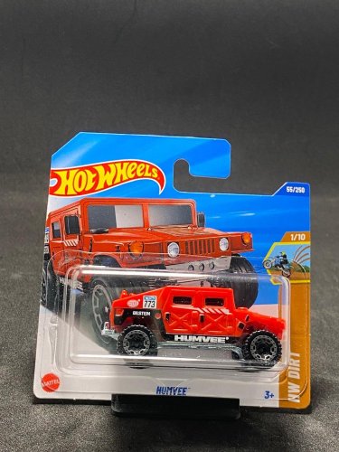 Hot Wheels - Humvee red - varianta karty: ZO ZBIERKY