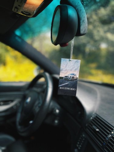 Hängender Auto-Lufterfrischer – BOUZIWORKS BMW M5 e39