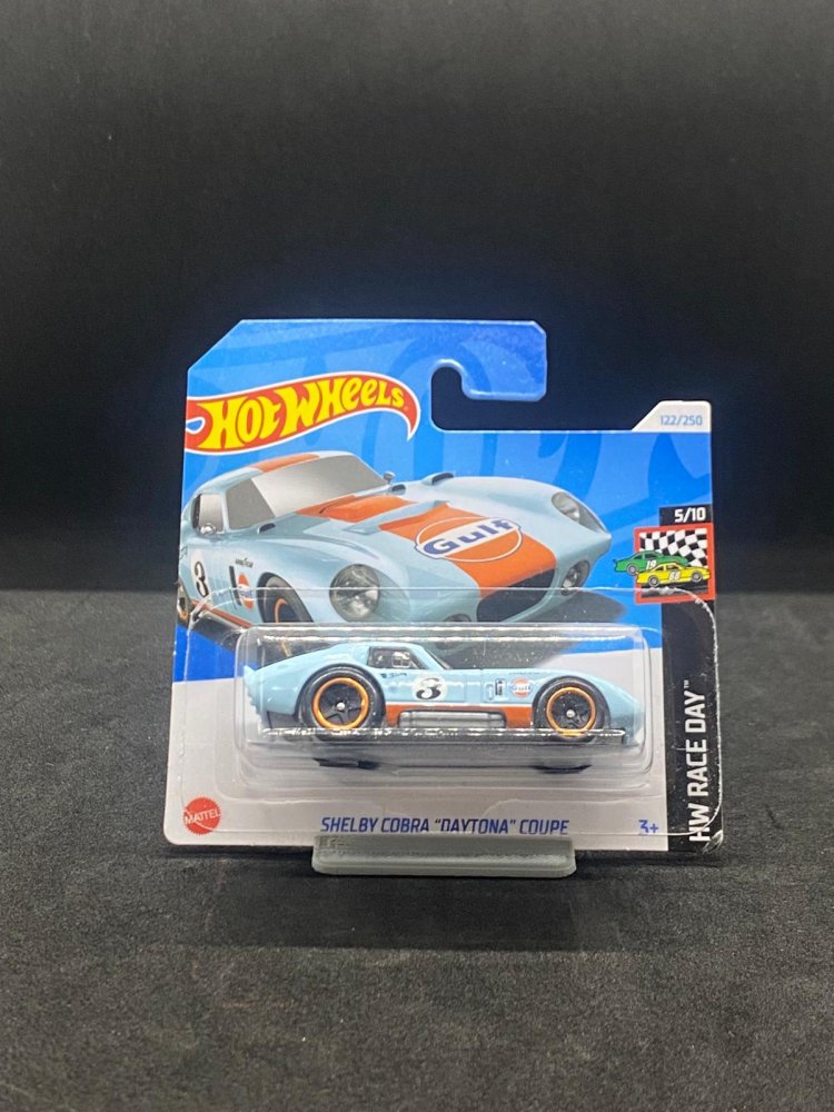 Hot Wheels Shelby Cobra Daytona Coupe carshoping