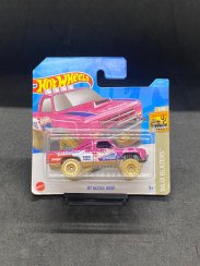 Hot Wheels - 87 Dodge D100 pink