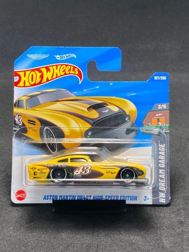 Hot Wheels - Aston Martin DB4GT High-Speed Edition yellow - varianta karty: POŠKOZENÝ OBAL