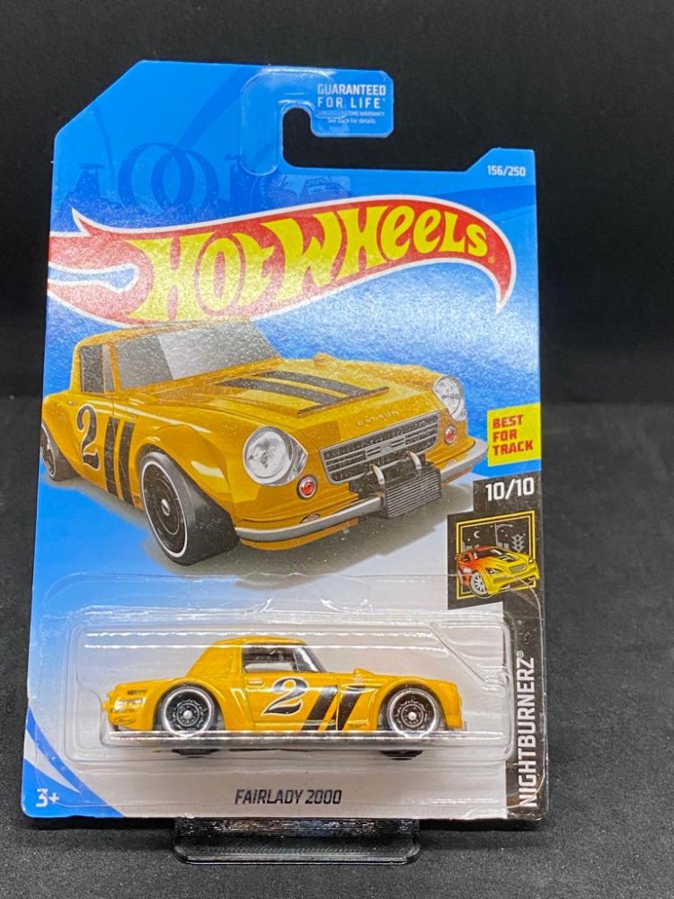 Hot Wheels - FAIRLADY 2000 YELLOW :: carshoping