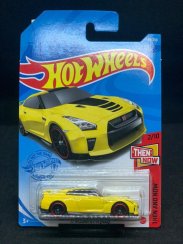 Hot Wheels - 17 Nissan GT-R ( R35 ) yellow