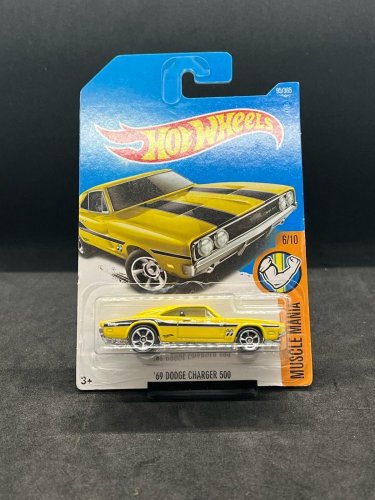 Hot Wheels - 69 Dodge Charger 500