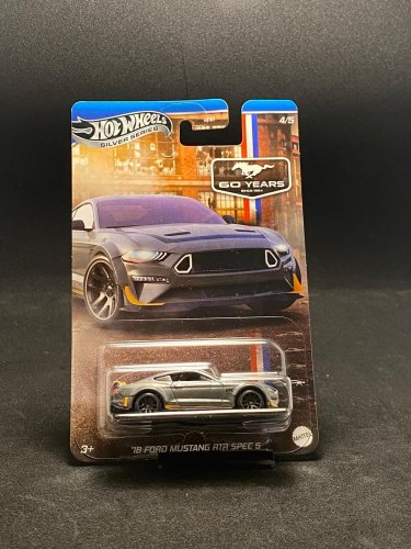 Hot Wheels -18 Ford Mustang RTR SPEC 5 - card variant: DAMAGED PACKAGE