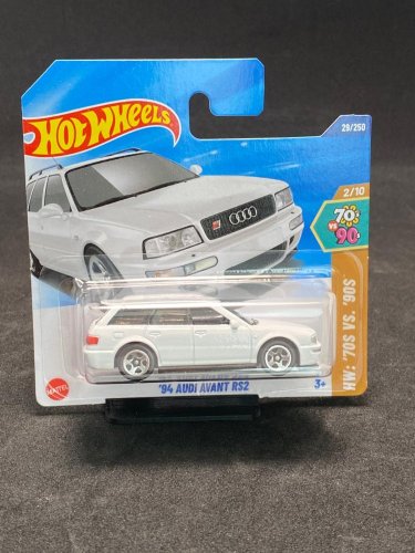 Hot Wheels - 94 Audi Avant RS2 white