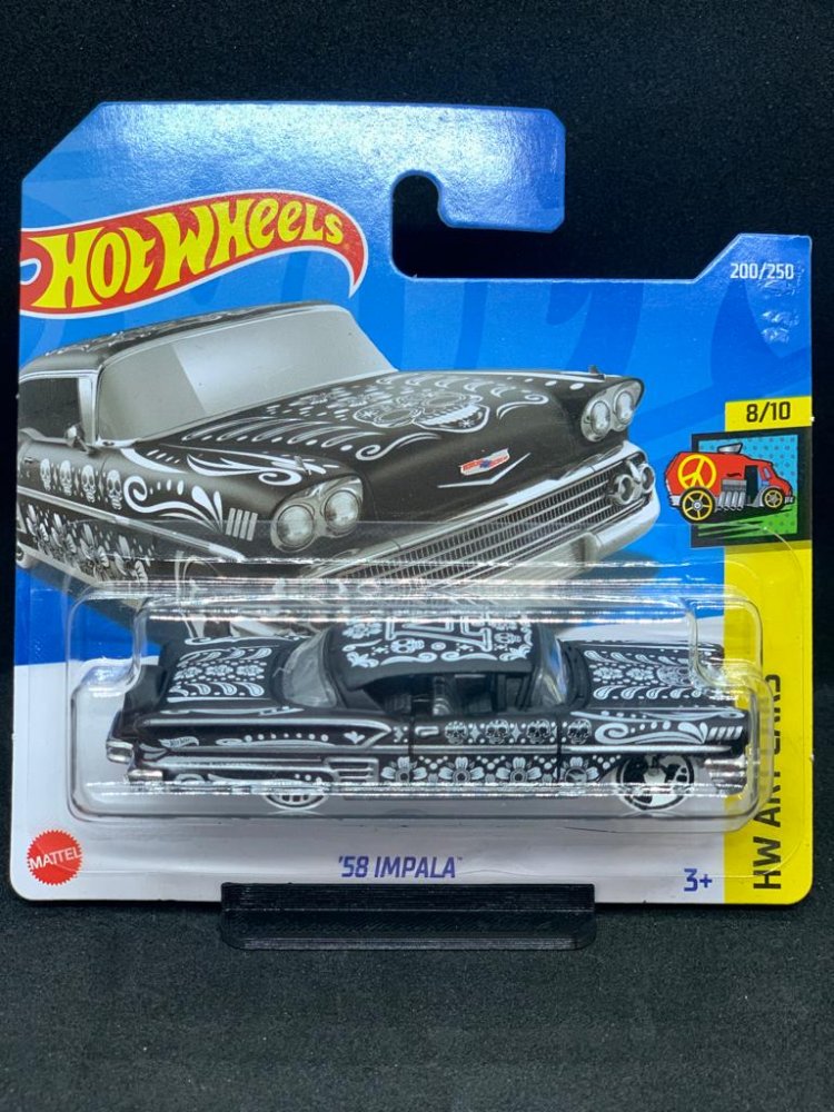 Hot Wheels treasure hunt selling lot of 54