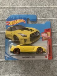 Hot Wheels - 17 Nissan GT-R ( r35 ) yellow