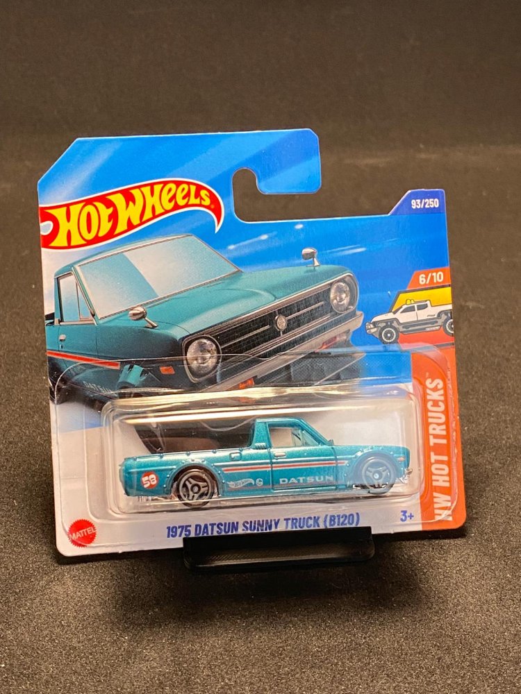 Hot Wheels - 1975 Datsun Sunny Truck (B120) - card variant: FROM