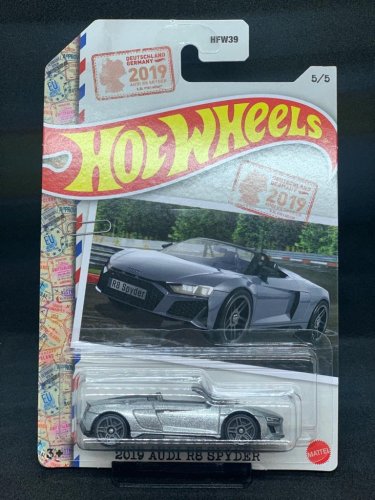 Hot Wheels - 2019 Audi R8 Spyder - varianta karty: ROZTRHNUTÝ OBAL