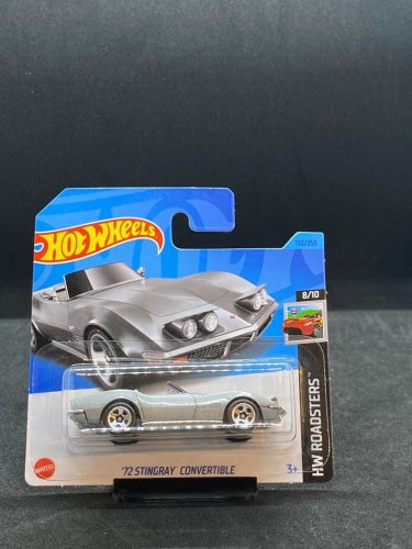 Hot Wheels - 72 Stingray Convertible - varianta karty: NOVÉ