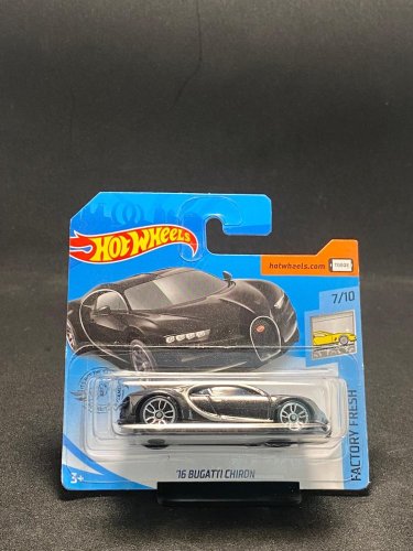 Hot Wheels - 16 Bugatti Chiron black - varianta karty: POŠKOZENÝ OBAL