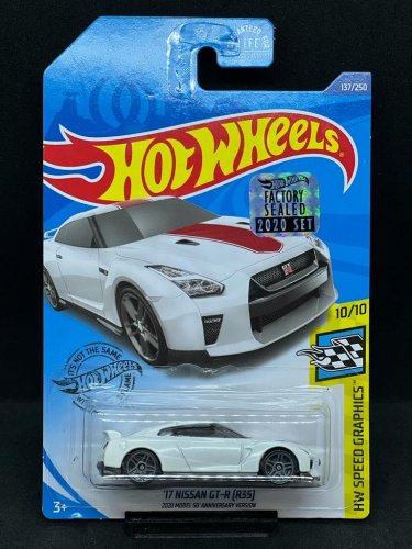 Hot Wheels - 17 Nissan GT-R R35 Anniversary Version - Factory